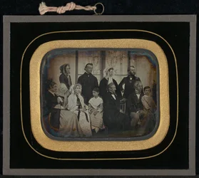 Portrait de groupe de dix membres de la famille Eynard-Lullin et amis